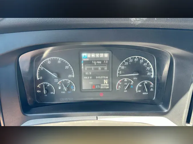 2019 Freightliner Cascadia 126