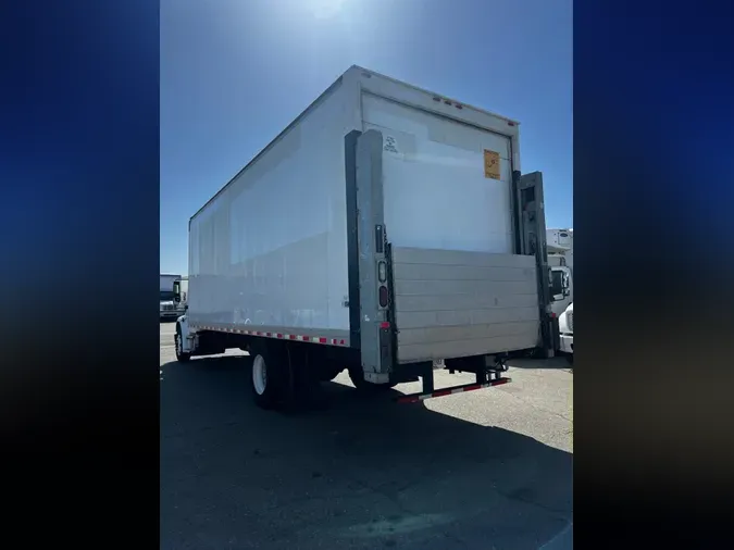 2019 FREIGHTLINER M2 106
