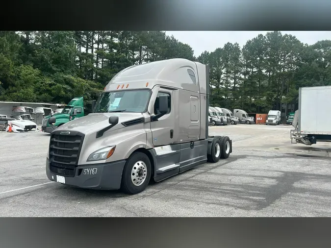 2023 Freightliner Cascadia 1265f2e25dff600623f4243b6477f815795