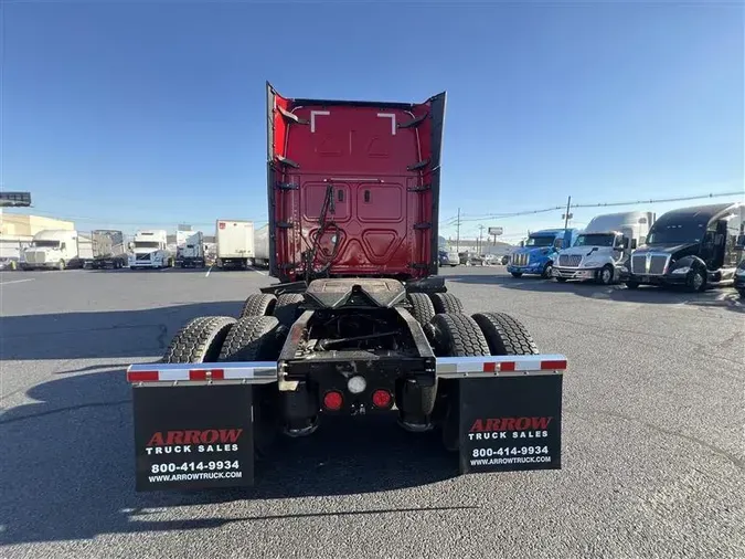 2020 FREIGHTLINER CASCADIA