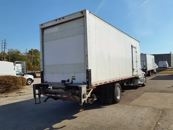 2018 FREIGHTLINER/MERCEDES M2 106