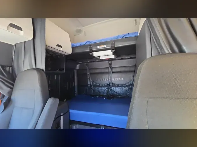 2024 Freightliner Cascadia 126