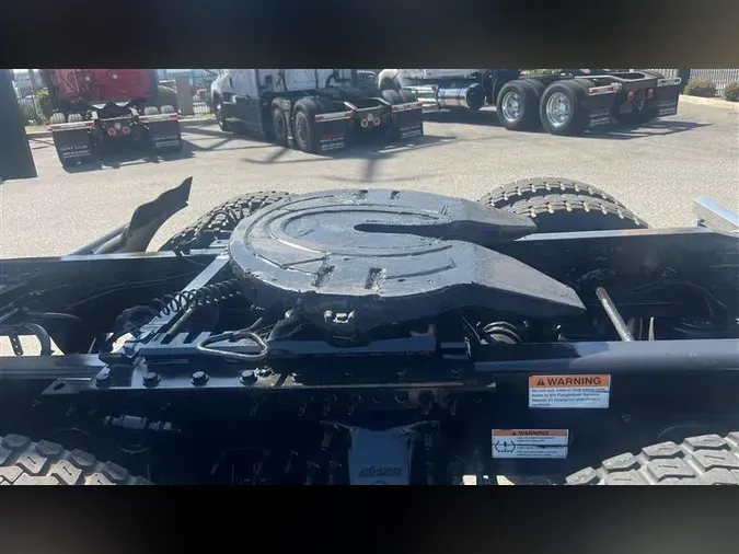 2019 FREIGHTLINER CA126