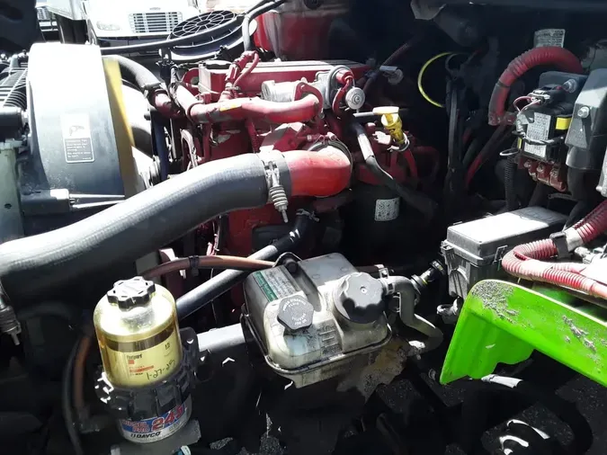 2019 FREIGHTLINER M2 106