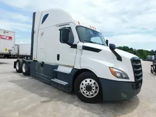 2020 FREIGHTLINER CASCADIA 126