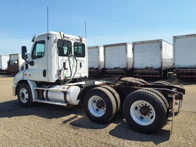 2017 FREIGHTLINER/MERCEDES CASCADIA 113