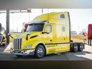 2023 PETERBILT 579