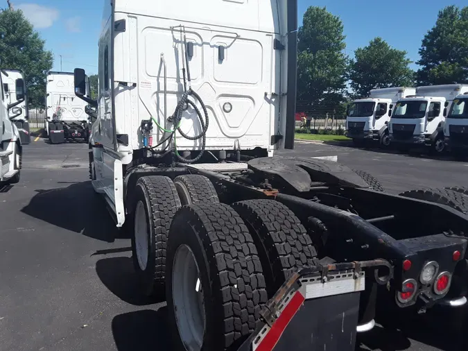 2020 FREIGHTLINER/MERCEDES NEW CASCADIA PX12664