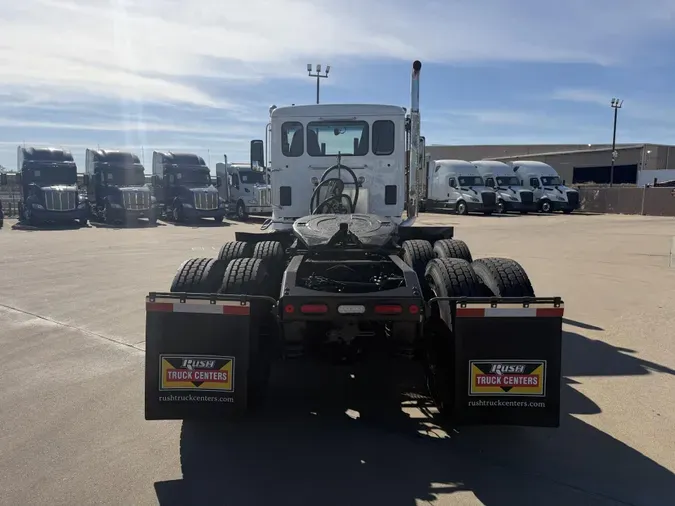 2020 Peterbilt 5675f41b5802834b82738b851b6e2a65a7e