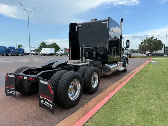 2019 PETERBILT 579