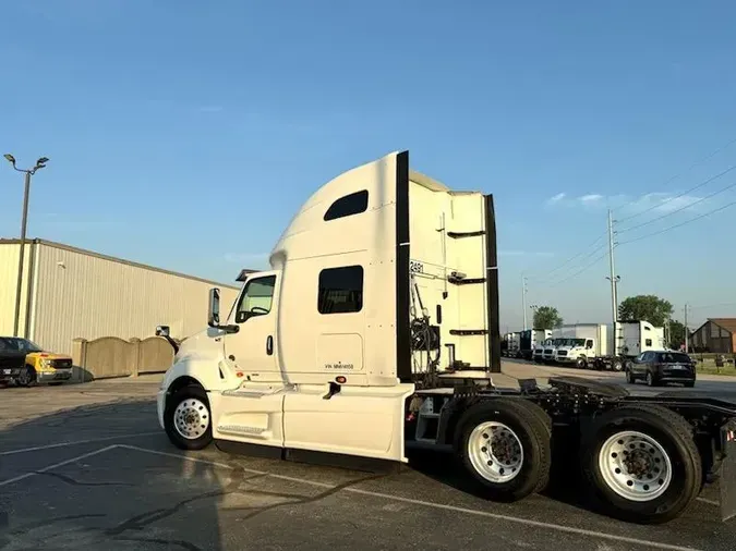 2021 International LT625
