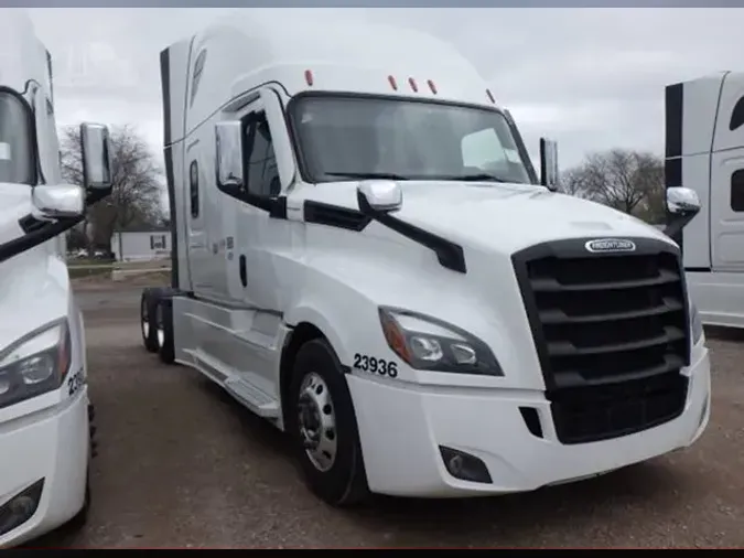 2024 FREIGHTLINER CASCADIA 126