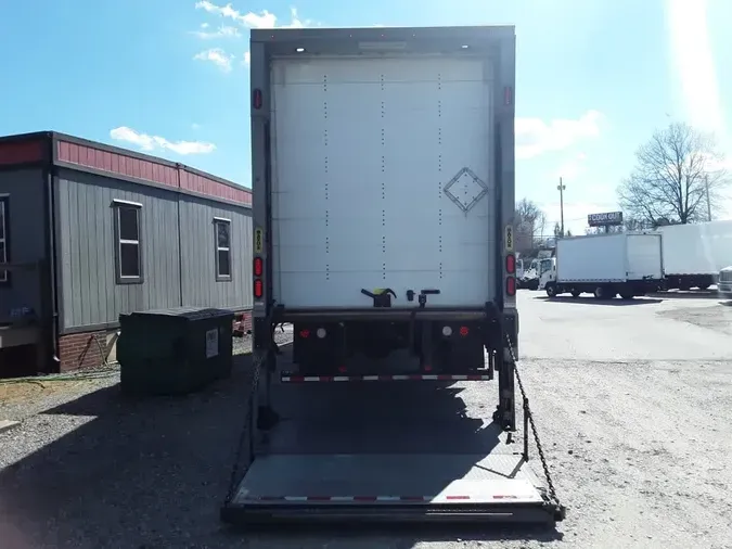 2022 FREIGHTLINER/MERCEDES M2 106