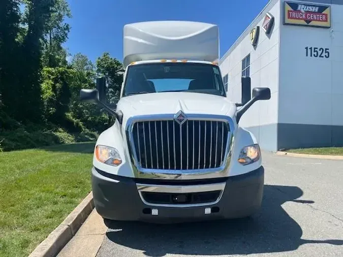 2019 International LT625