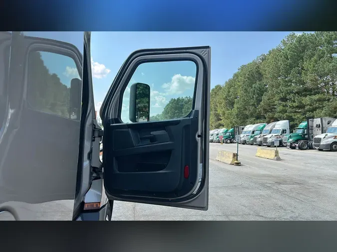 2024 Freightliner Cascadia 1265f4dda3098af0377ac9e602889c71f5b