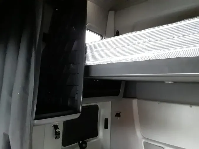 2019 NAVISTAR INTERNATIONAL LT625 SLPR CAB