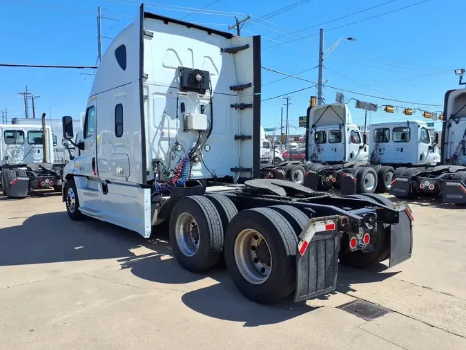 2019 FREIGHTLINER/MERCEDES CASCADIA 125