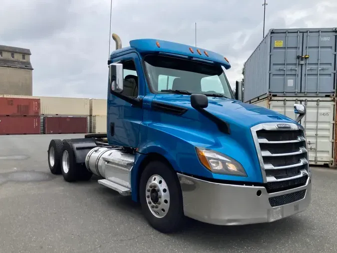 2019 FREIGHTLINER/MERCEDES NEW CASCADIA PX126645f55993248e57153d9e5e212eff2cb31