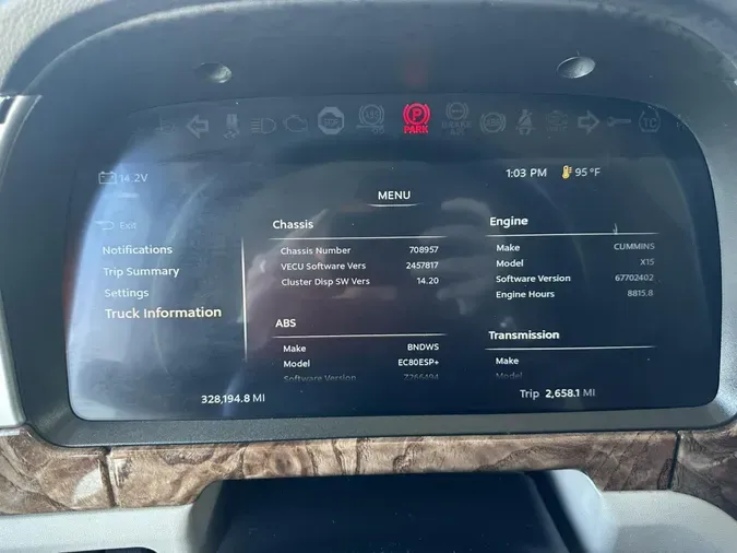 2025 Peterbilt 5895f560a9e879915af19c7011a76c4e8e3