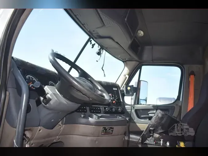 2018 FREIGHTLINER CASCADIA 125