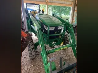 2019 John Deere 4044M