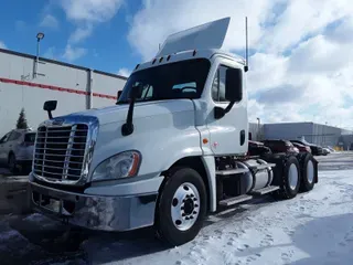 2018 FREIGHTLINER/MERCEDES CASCADIA 125