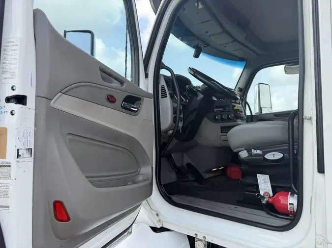 2021 Peterbilt 5795f609108289e1a5c2596cc66588b42ee