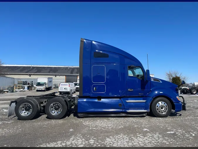 2021 KENWORTH T680