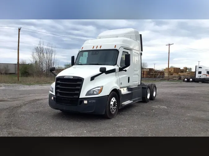 2021 Freightliner Cascadia 126