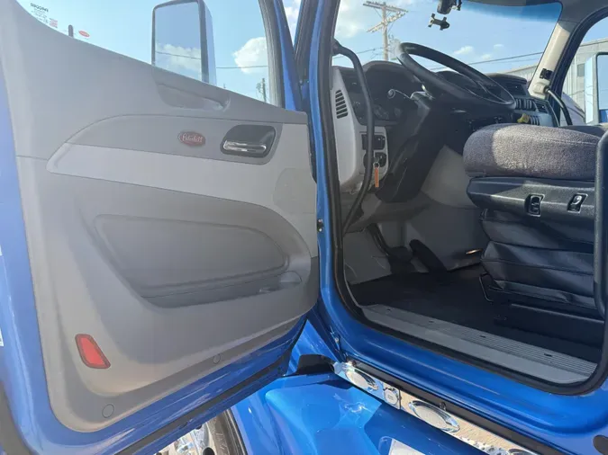 2021 Peterbilt 579
