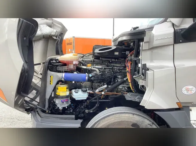 2024 Freightliner Cascadia 126
