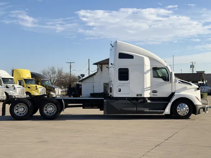 2023 Kenworth T680