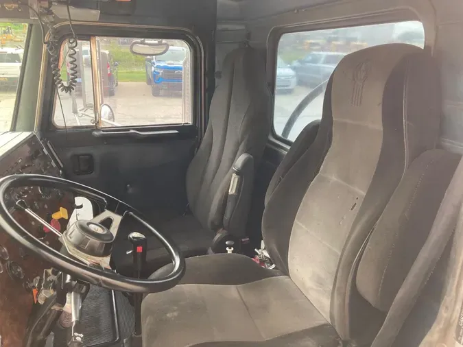 1993 Peterbilt 357