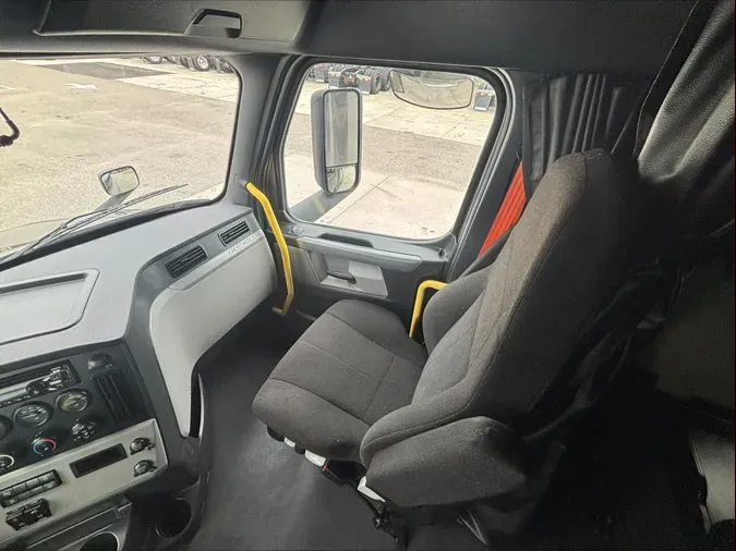 2021 Freightliner Cascadia 1265f6bf65d0c5f607ddd828bf1b05bdb3d