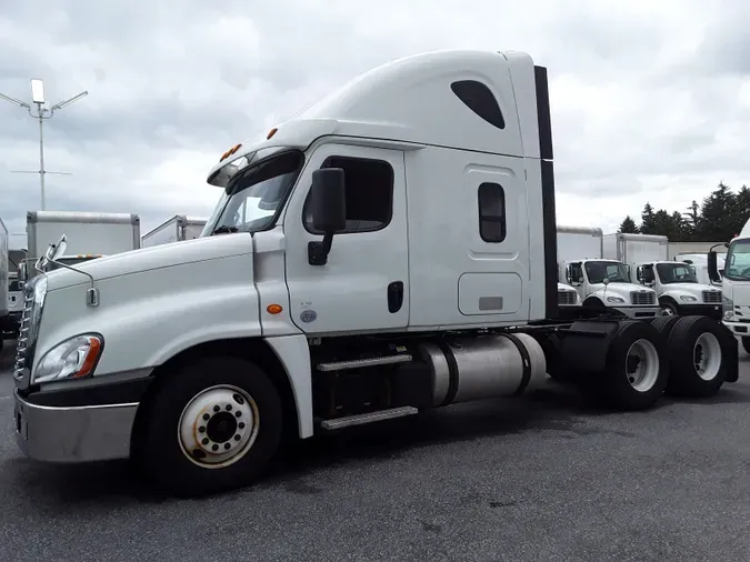 2018 FREIGHTLINER/MERCEDES CASCADIA 1255f6f0460c1ef422324e45a25a7ff8c21