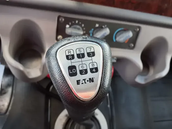 2019 FREIGHTLINER/MERCEDES M2 106