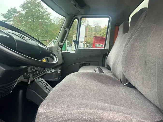 2019 NAVISTAR INTERNATIONAL 4300