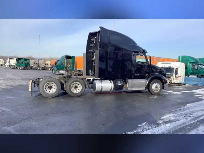 2021 Peterbilt 579