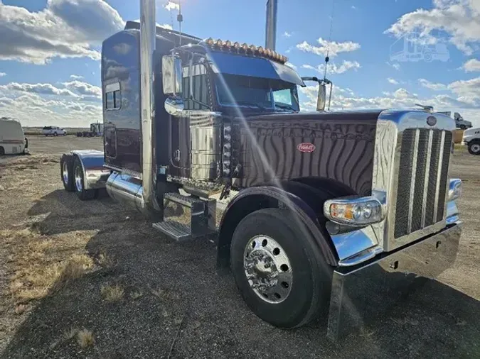 2023 PETERBILT 389