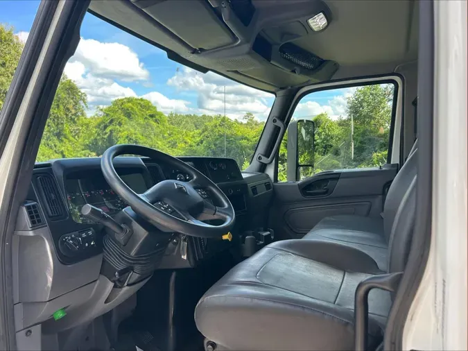 2022 International MV607