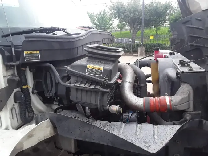 2017 NAVISTAR INTERNATIONAL 4300
