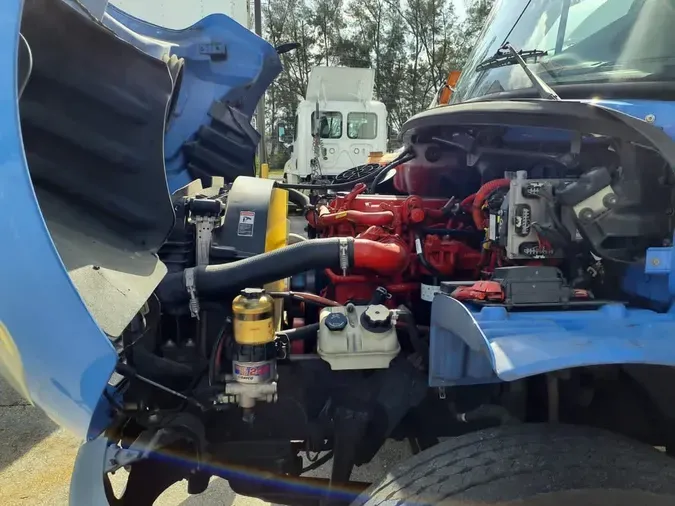 2019 FREIGHTLINER/MERCEDES M2 106