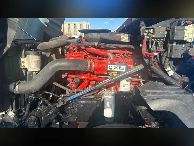 2020 INTERNATIONAL LT