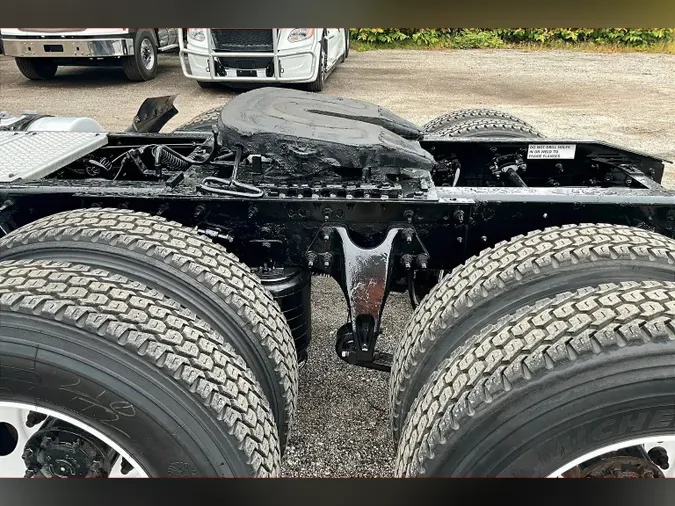 2019 INT LT625 6x4