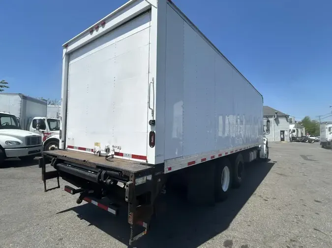 2019 FREIGHTLINER/MERCEDES M2 106