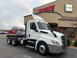 2021 Freightliner New Cascadia