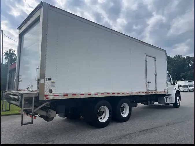 2019 FREIGHTLINER M2 106
