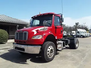 2015 Freightliner M2 106