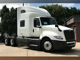 2022 INT LT625 6x4