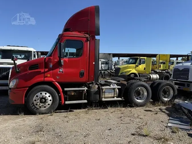 2016 FREIGHTLINER CASCADIA 1135f857657b1d825eb4830d7acd032bede